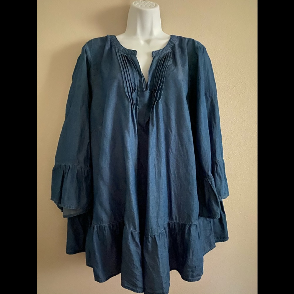 New Directions Chambray Baby Doll shirt